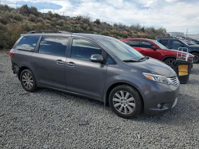 2017 TOYOTA SIENNA XLE 5TDDZ3DC4HS152661