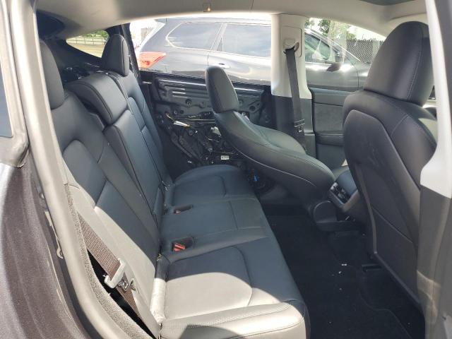 2024 TESLA MODEL Y 7SAYGDEE5RA302179