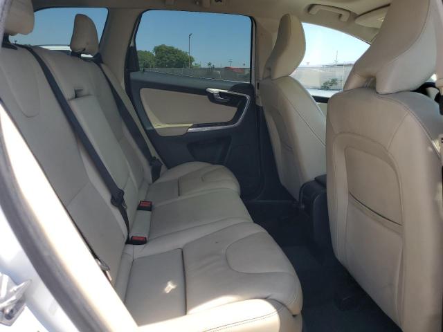 2016 VOLVO XC60 T5 PR YV4612RK1G2864610