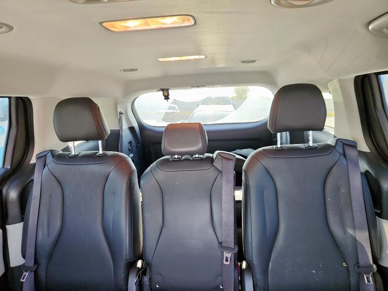 2024 KIA CARNIVAL E KNDNC5H37R6431700