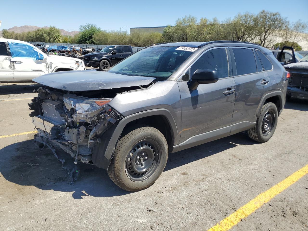 TOYOTA RAV4 LE