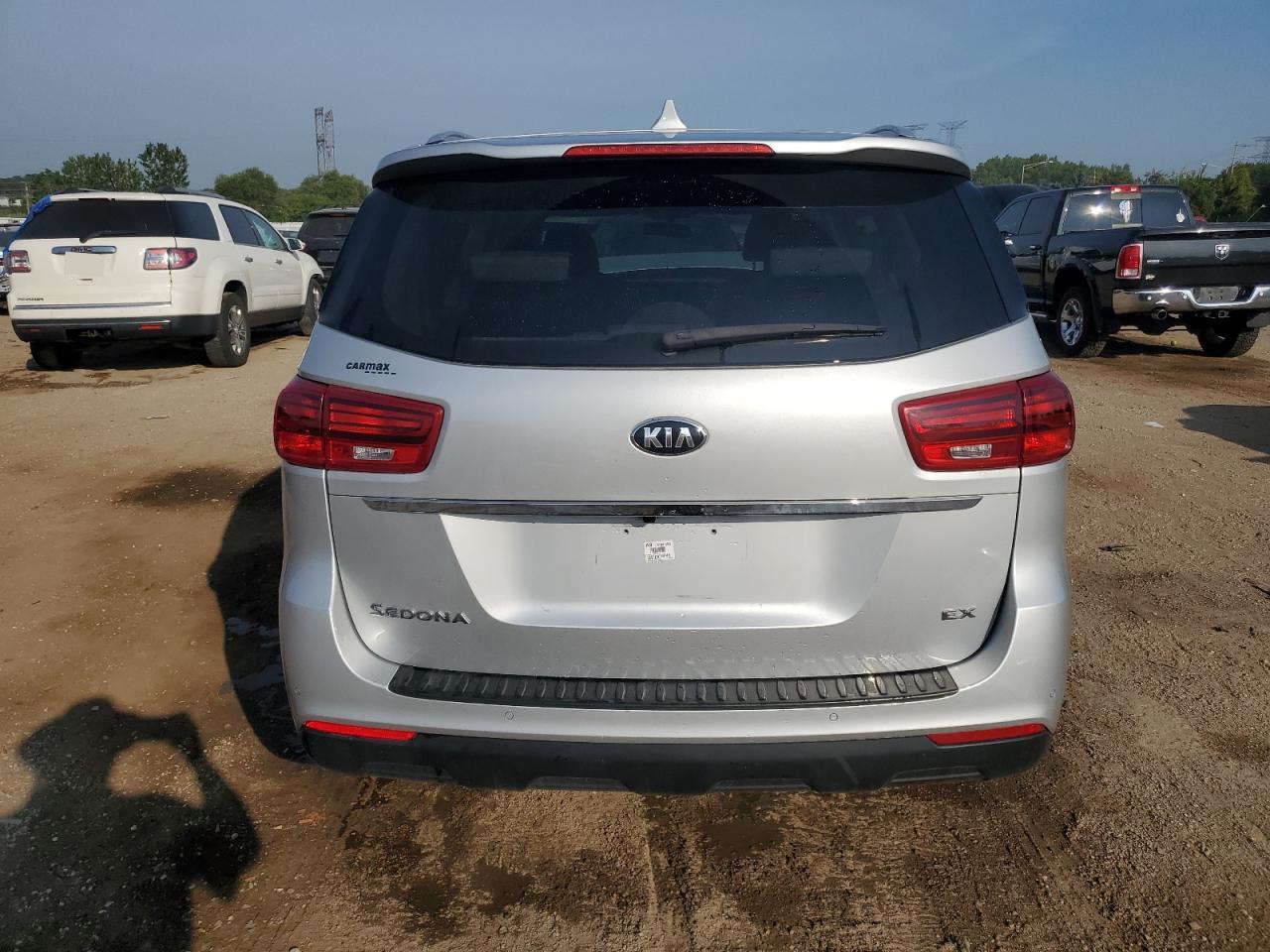 Lot #3284112534 2019 KIA SEDONA LX