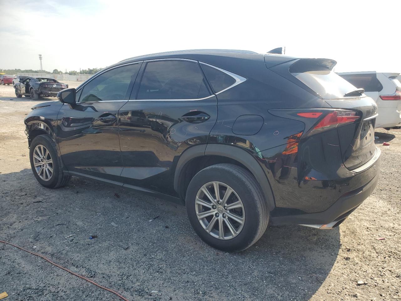 LEXUS NX 200T BASE
