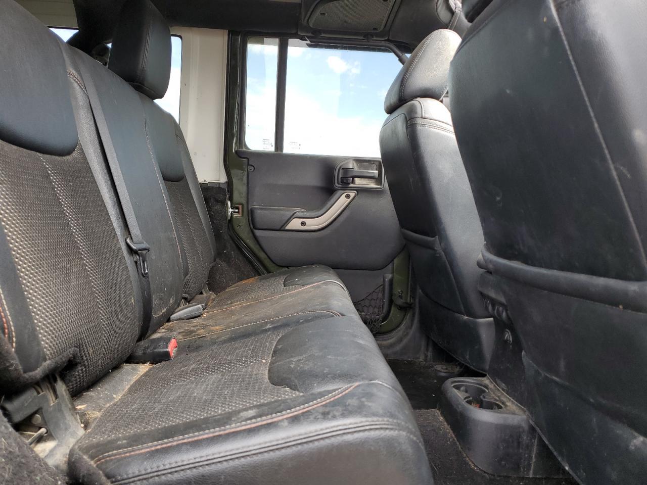 JEEP WRANGLER SAHARA