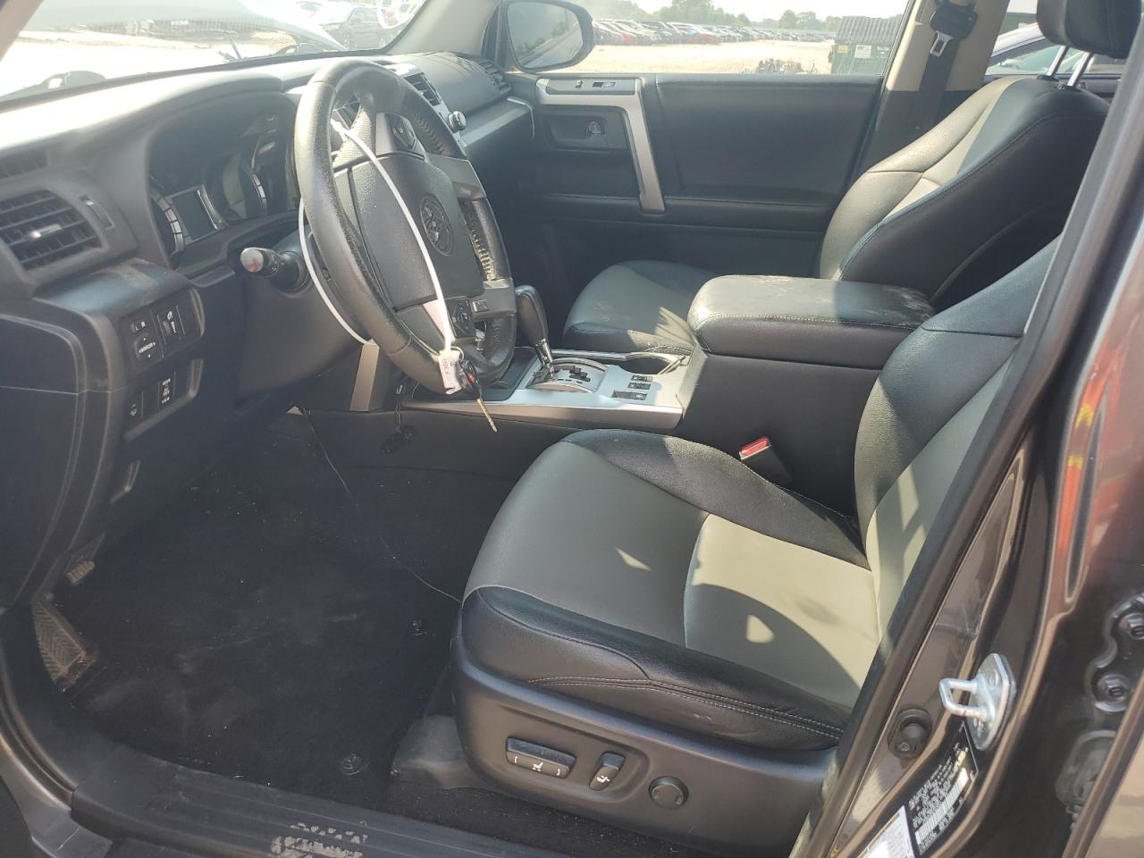 TOYOTA 4RUNNER SR5/SR5 PREMIUM