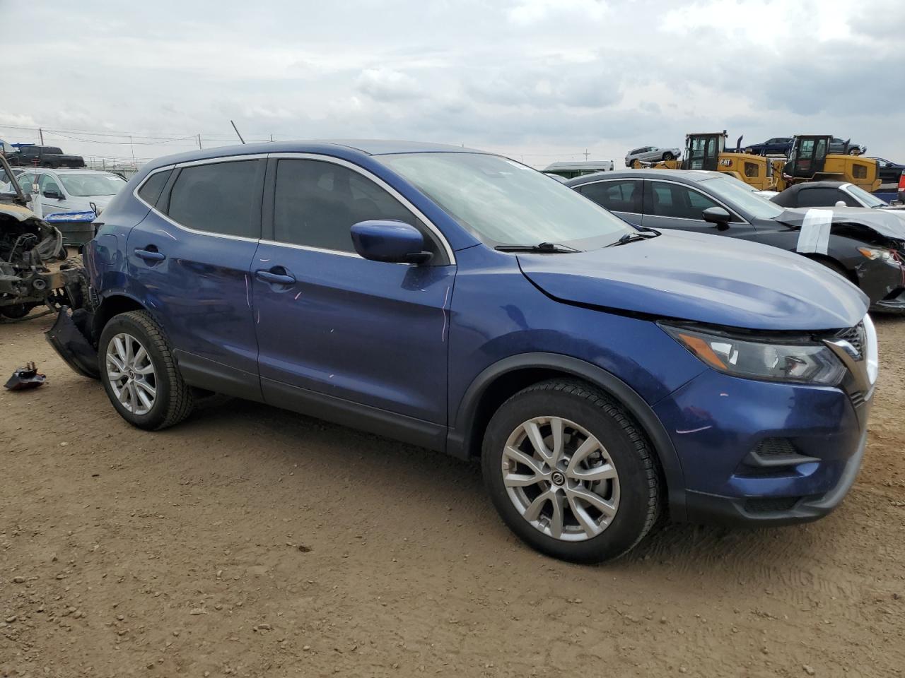 NISSAN ROGUE SPORT S