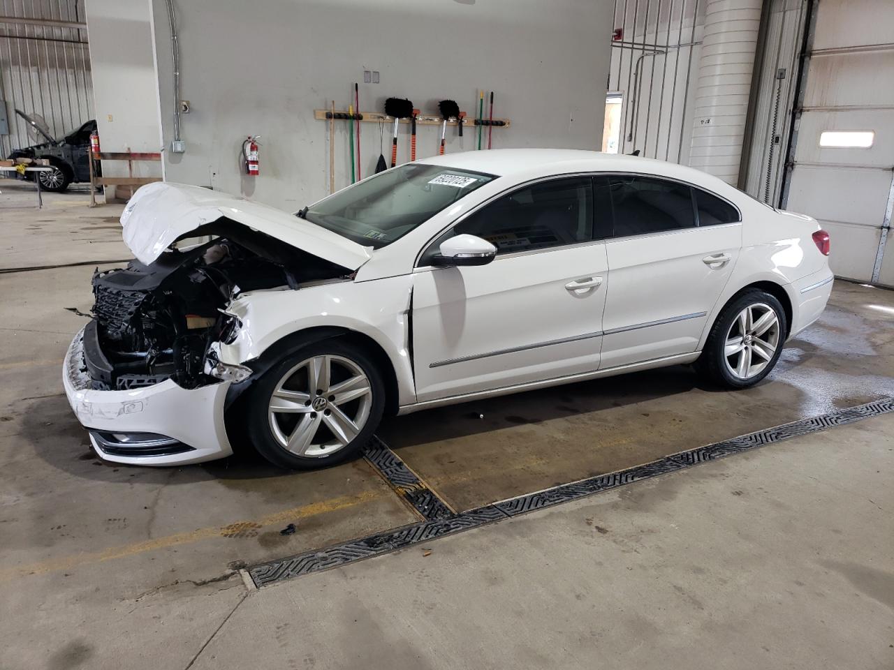VOLKSWAGEN CC SPORT