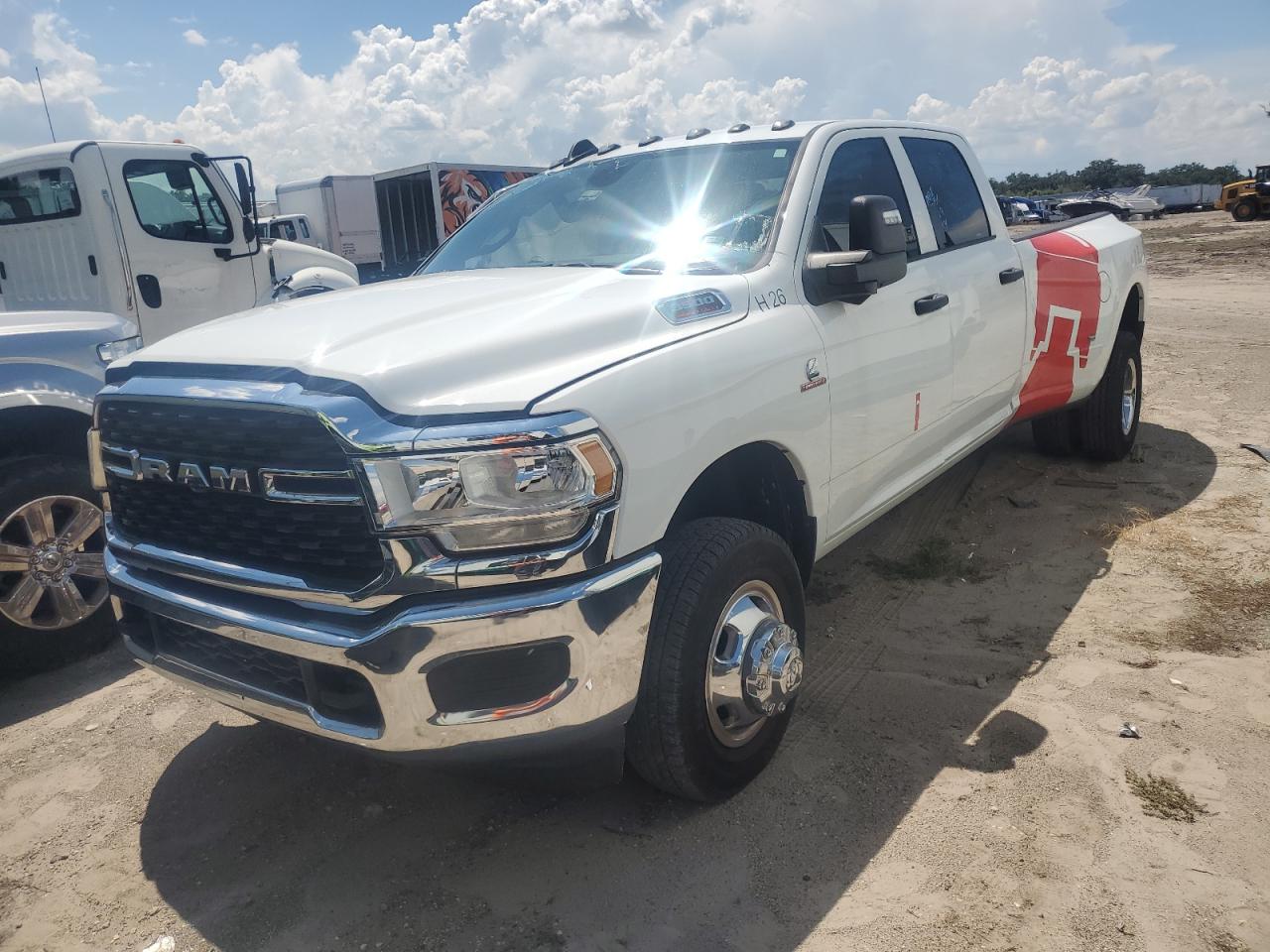 RAM 3500 TRADESMAN