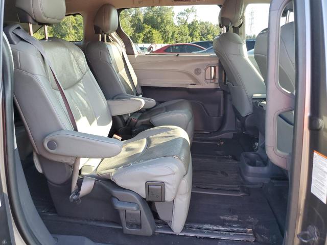 2022 TOYOTA SIENNA LIM 5TDZRKECXNS127144