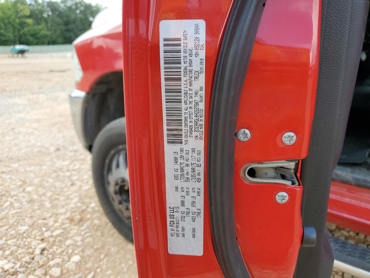 Lot #3287613032 2017 RAM 3500 ST