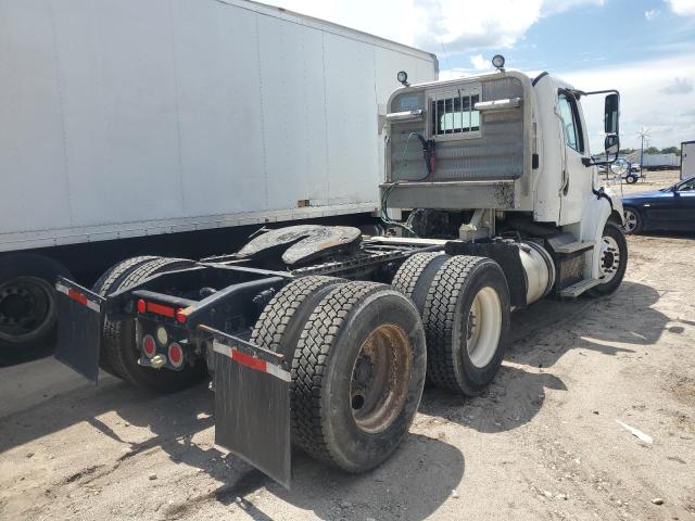 2015 FREIGHTLINER M2 #3242576595
