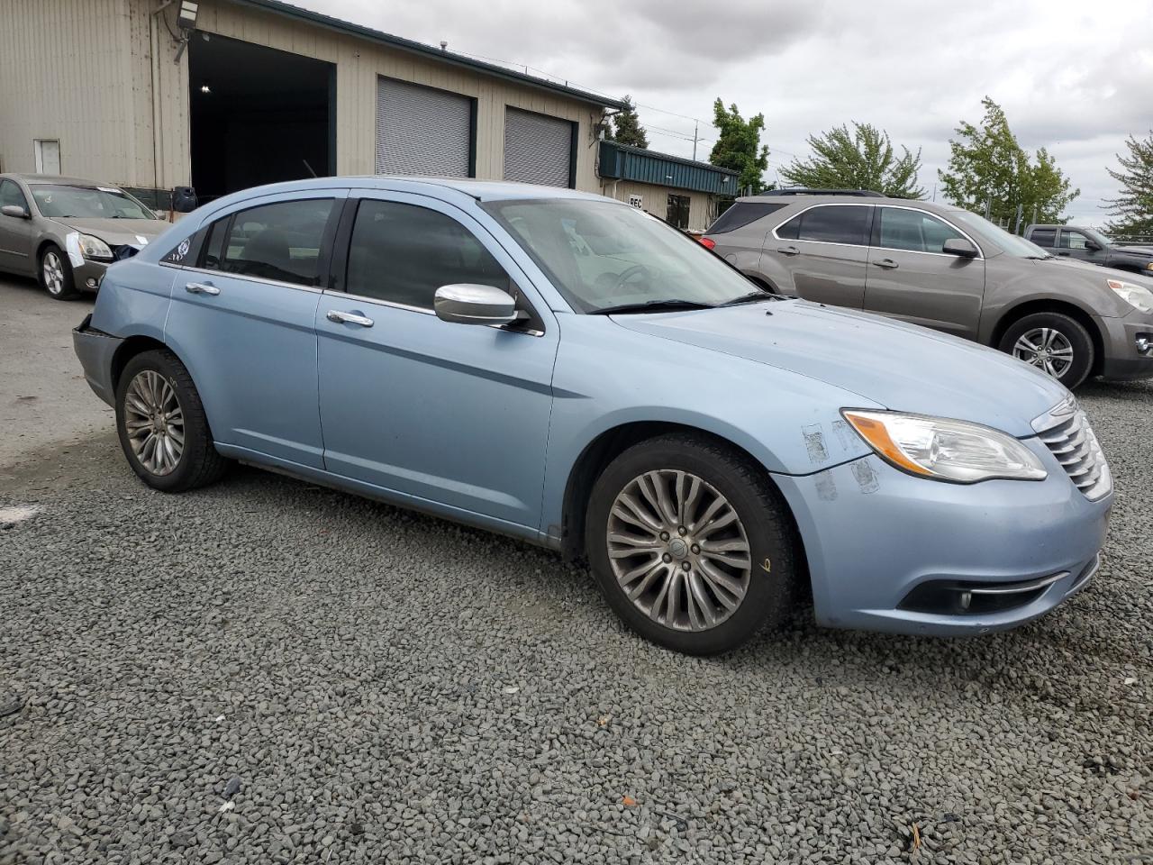 CHRYSLER 200 LIMITED