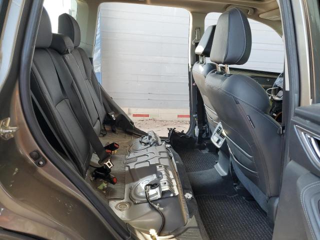 2019 SUBARU FORESTER T JF2SKAWC4KH425785