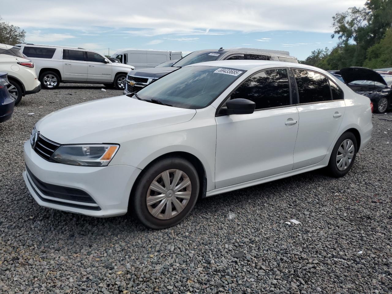 VOLKSWAGEN JETTA BASE