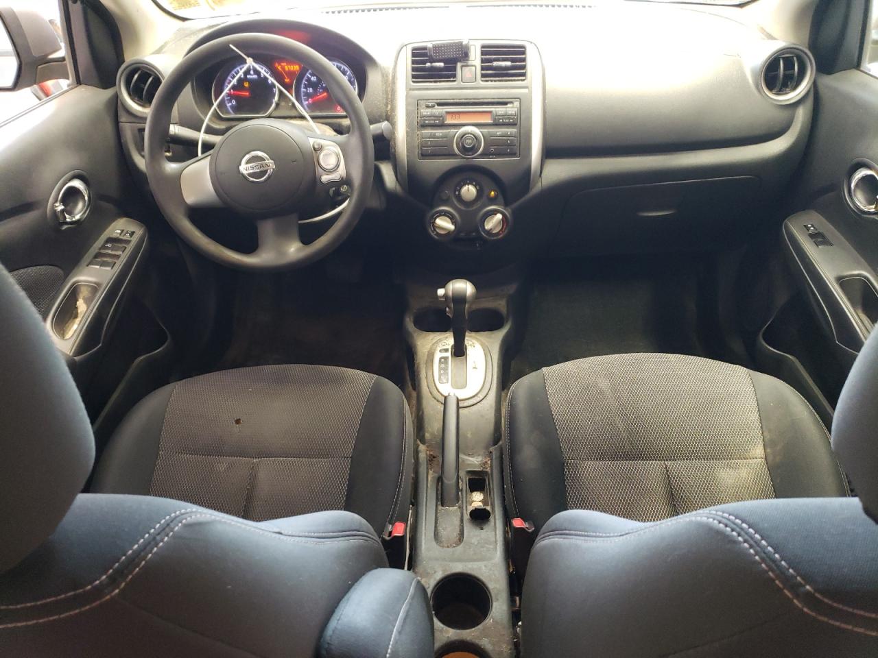 NISSAN VERSA S