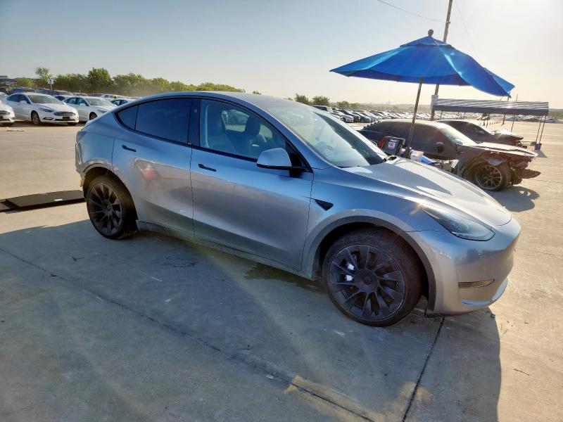 2025 TESLA MODEL Y 7SAYGDED5SA359074