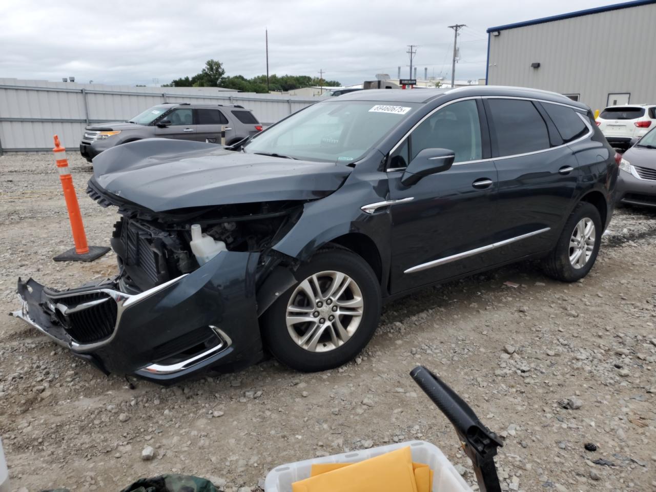 BUICK ENCLAVE ESSENCE
