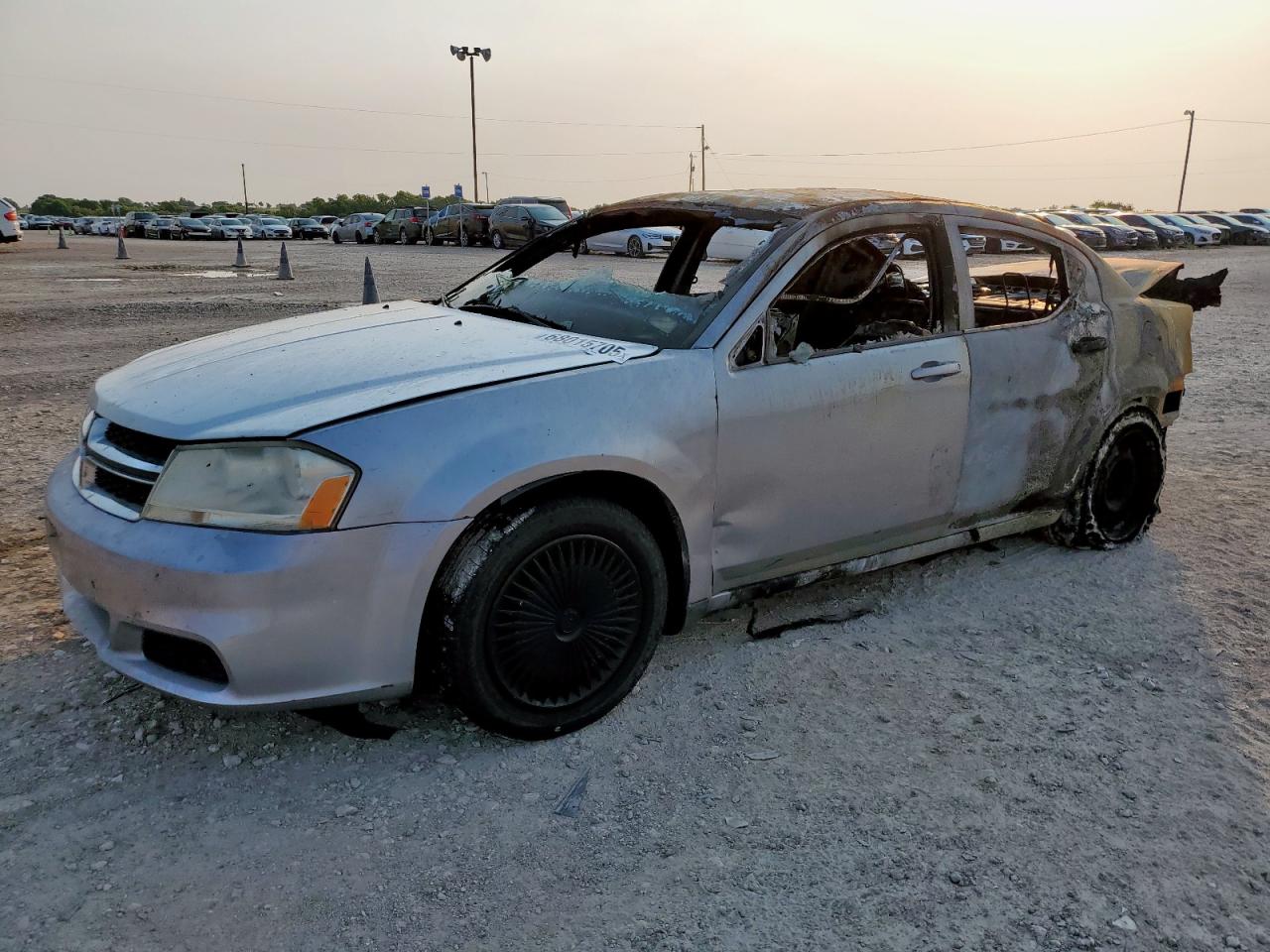  Salvage Dodge Avenger