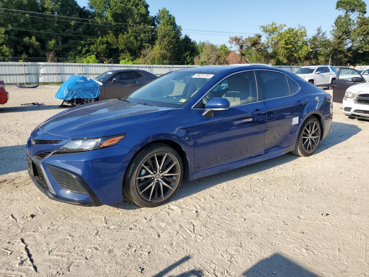 TOYOTA CAMRY SE NIGHT SHADE