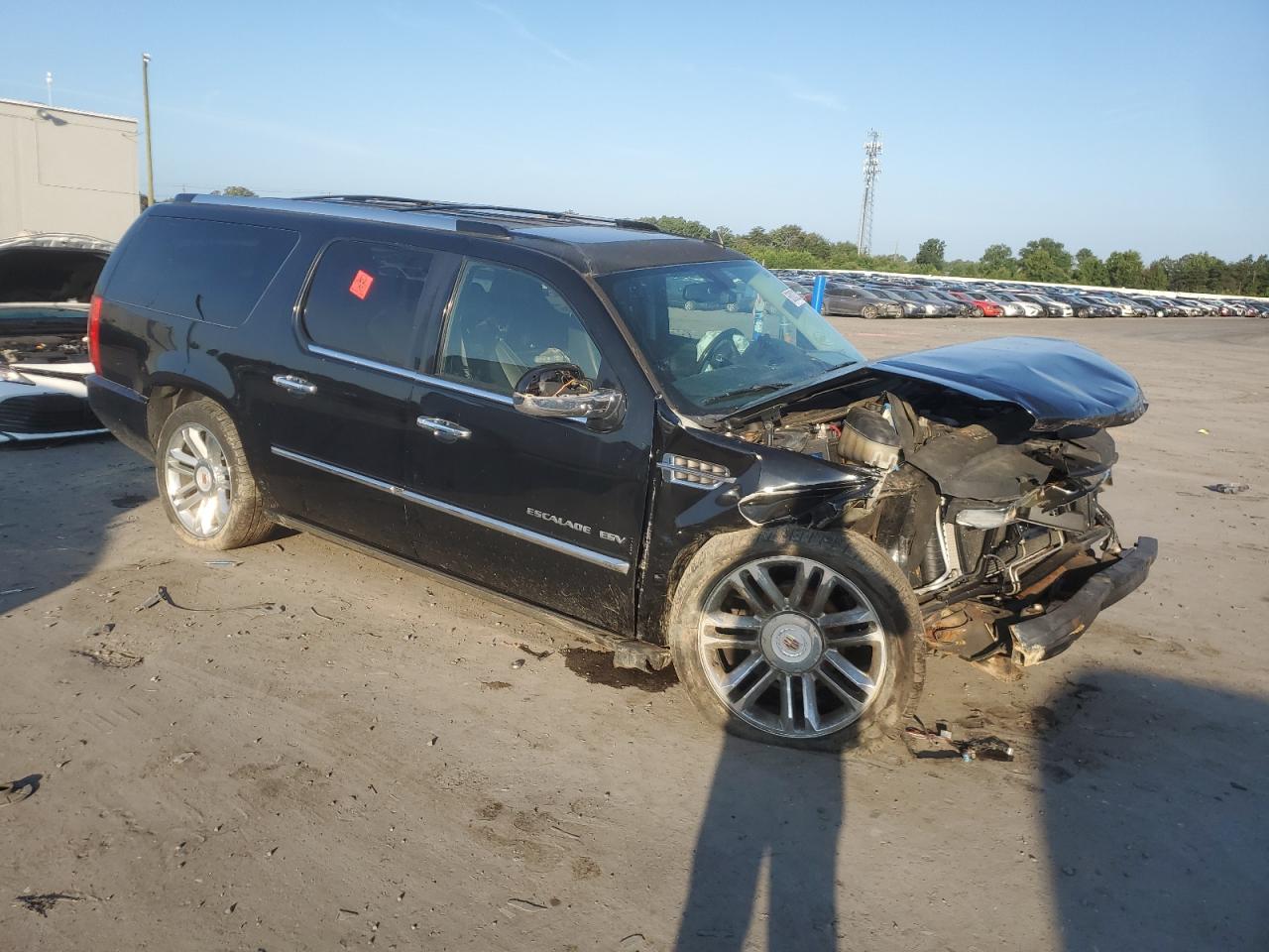 CADILLAC ESCALADE ESV PLATINUM