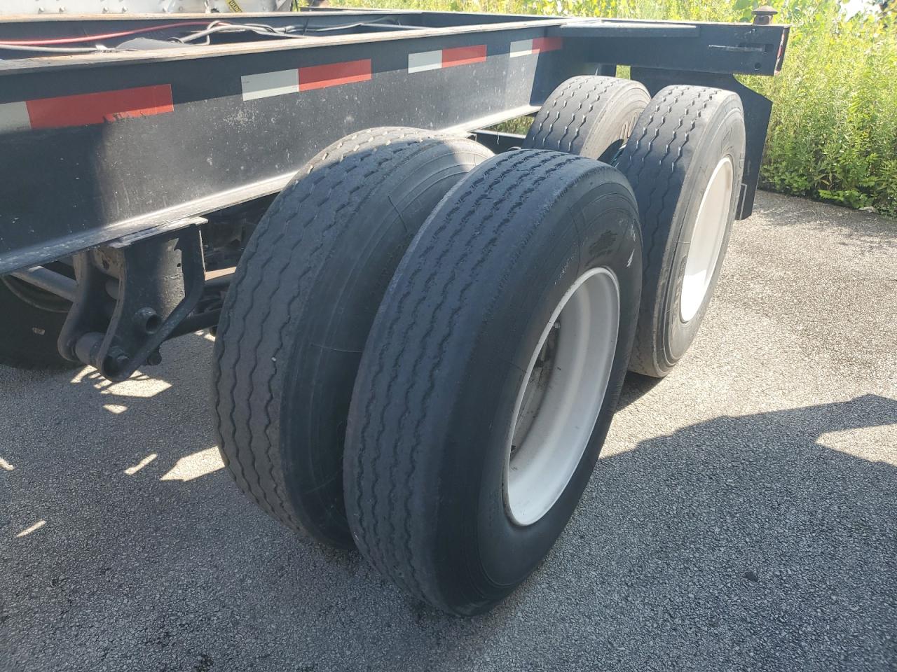 Lot #3235809733 1976 FRUEHAUF UNKNOWN