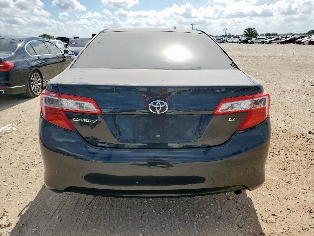 TOYOTA CAMRY L