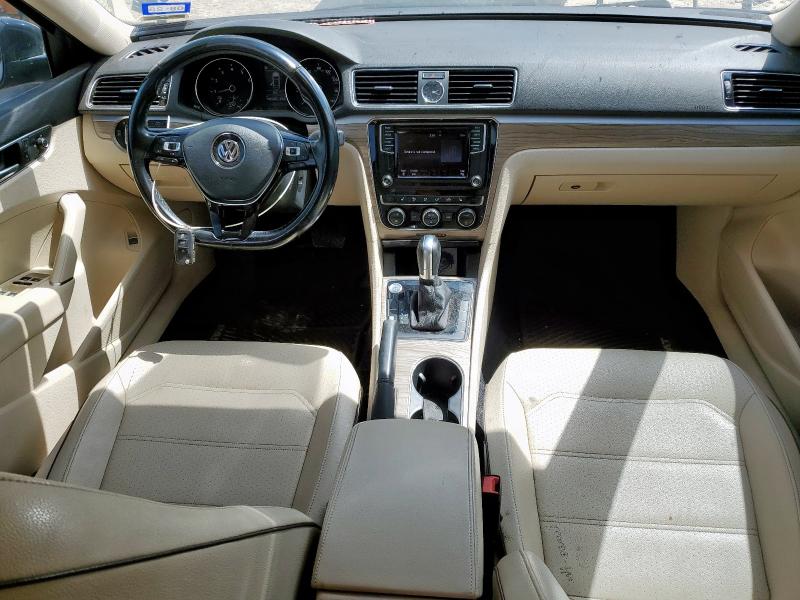 2017 VOLKSWAGEN PASSAT SE 1VWBT7A36HC082924