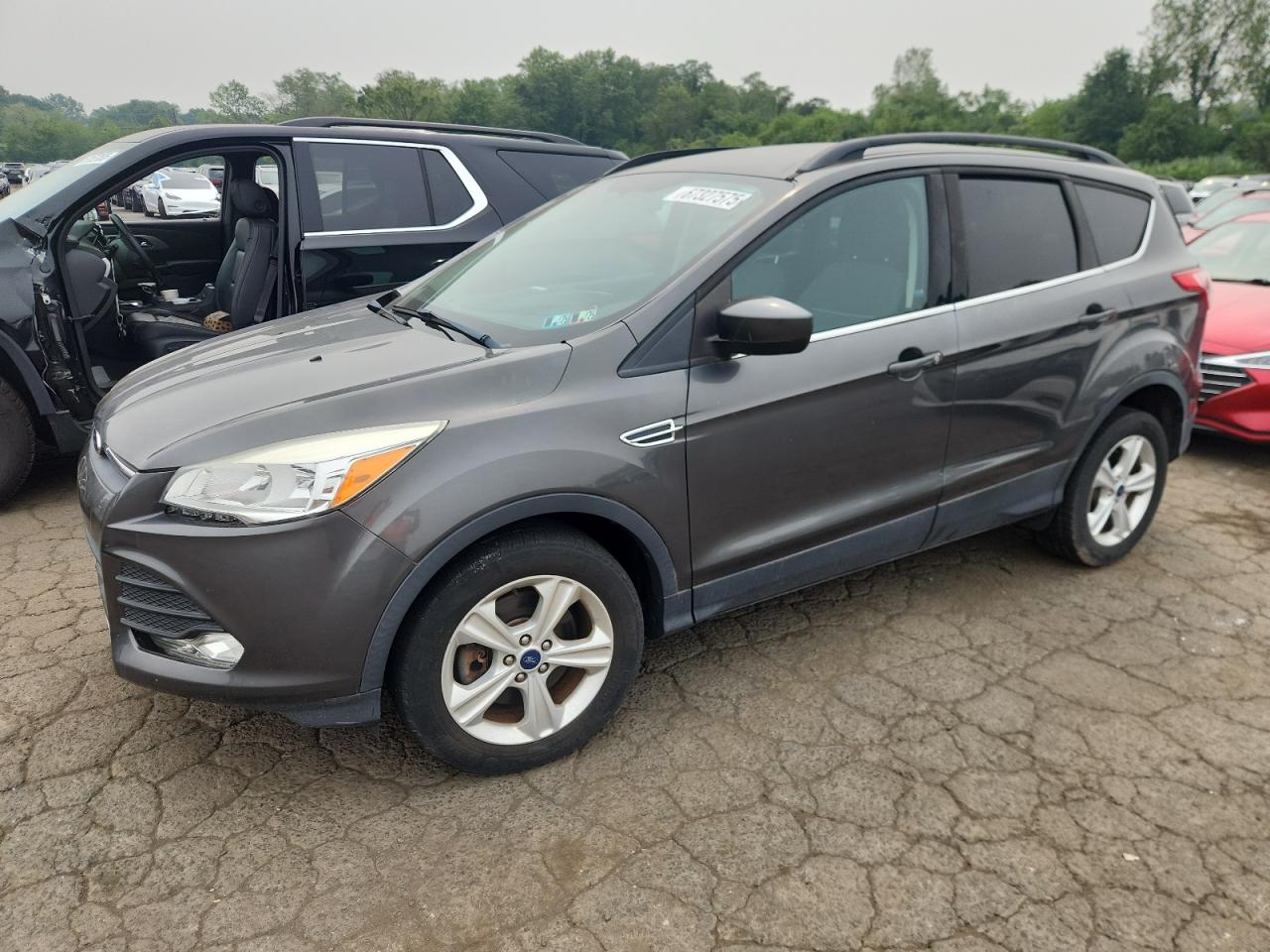 FORD ESCAPE SE