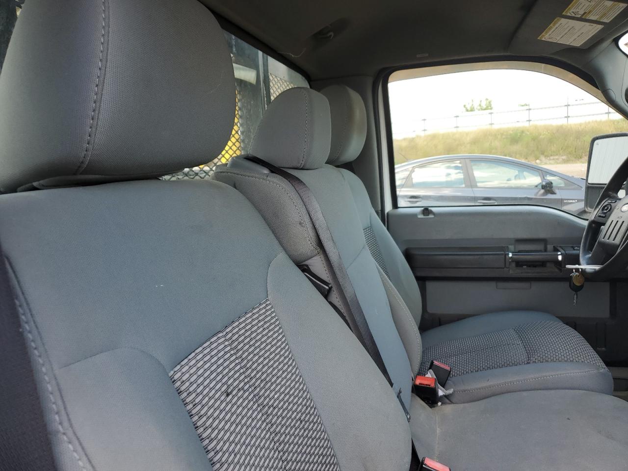 FORD F-550 SUPER DUTY