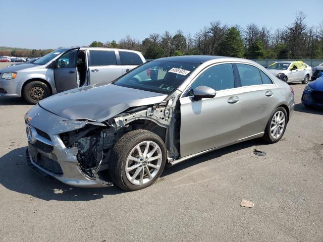 MERCEDES-BENZ A 220 4MAT