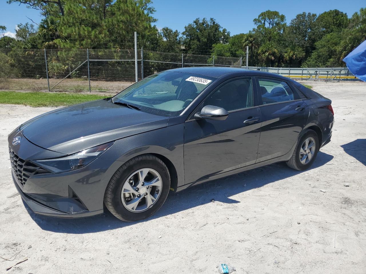 HYUNDAI ELANTRA SE