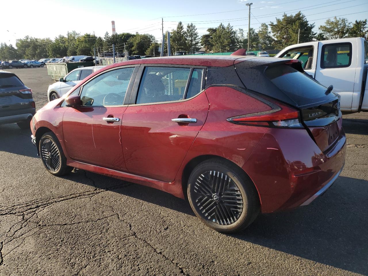 NISSAN LEAF SV PLUS