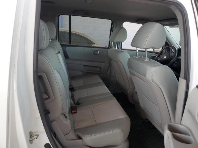 2015 HONDA PILOT LX 5FNYF4H21FB009119