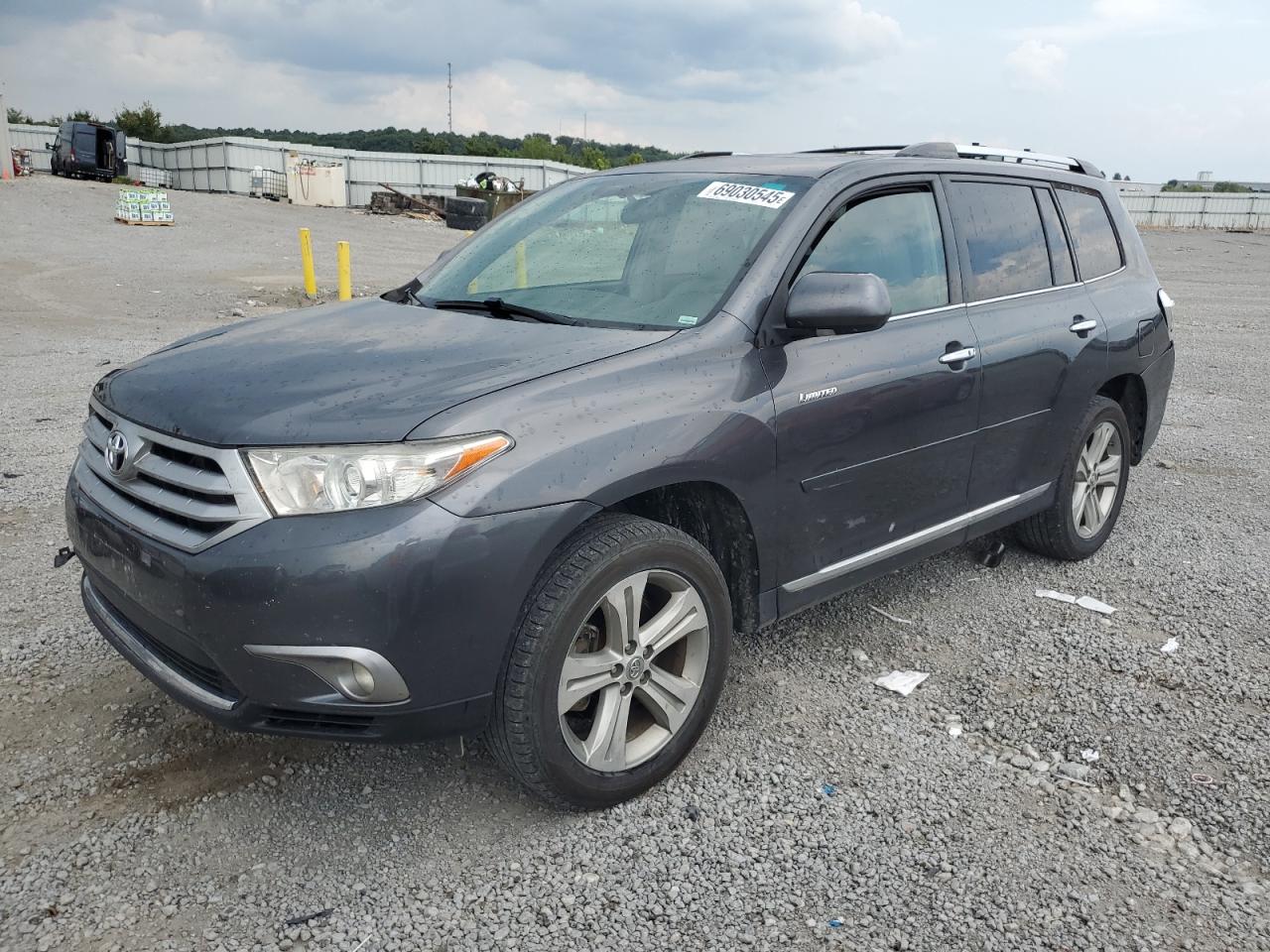 TOYOTA HIGHLANDER LIMITED