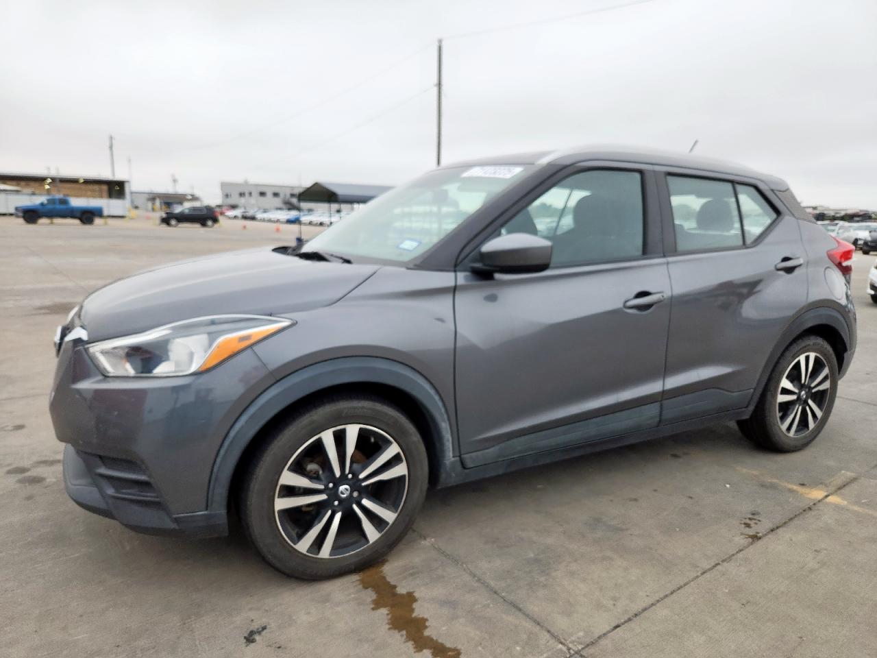 NISSAN KICKS S