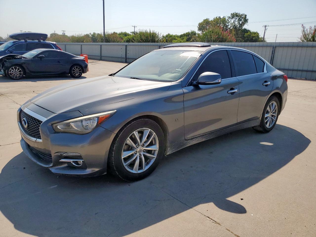 INFINITI Q50 BASE