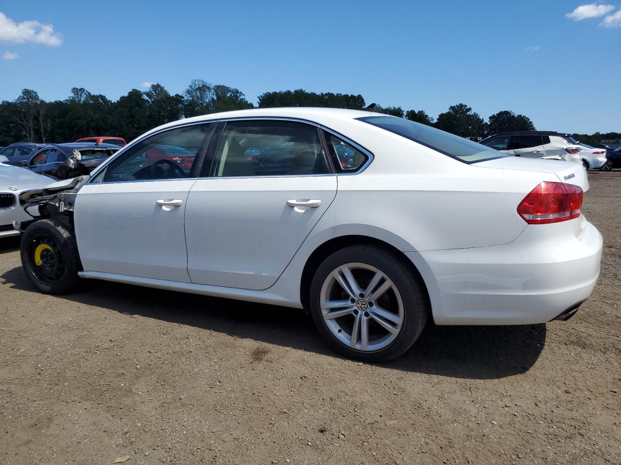 VOLKSWAGEN PASSAT SE