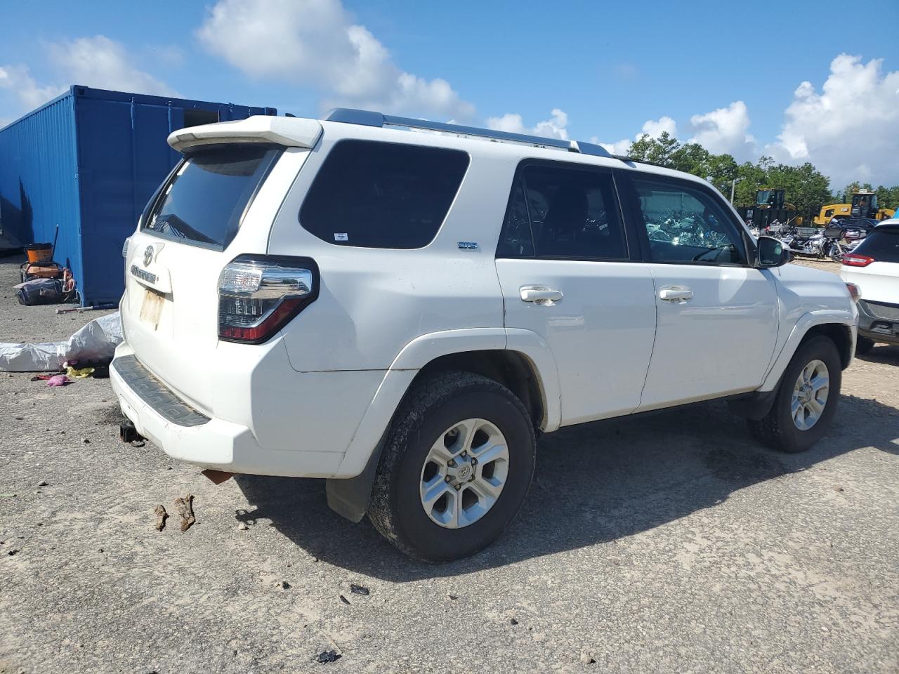 TOYOTA 4RUNNER SR5