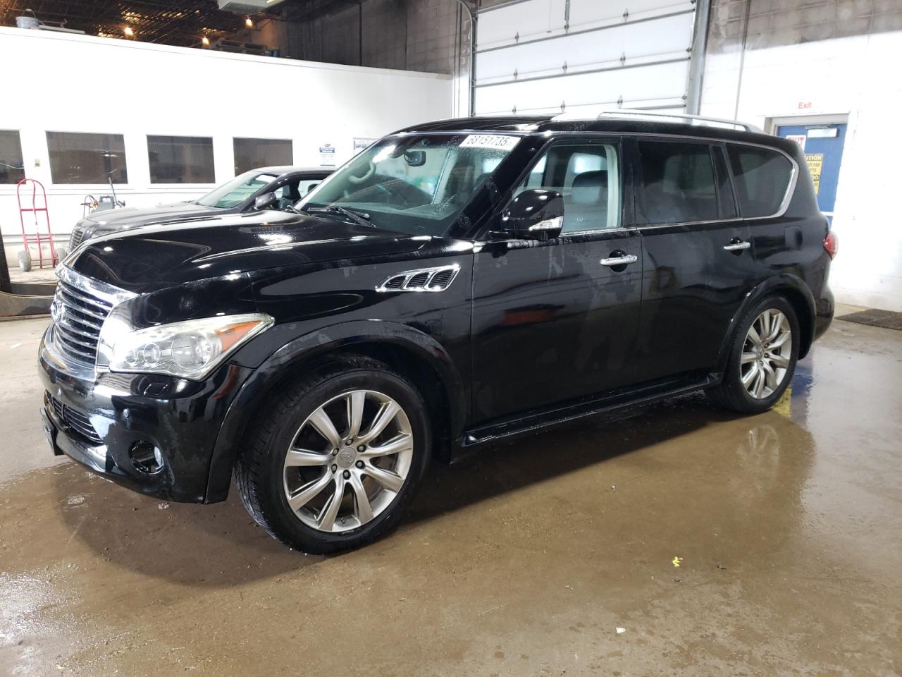 INFINITI QX56