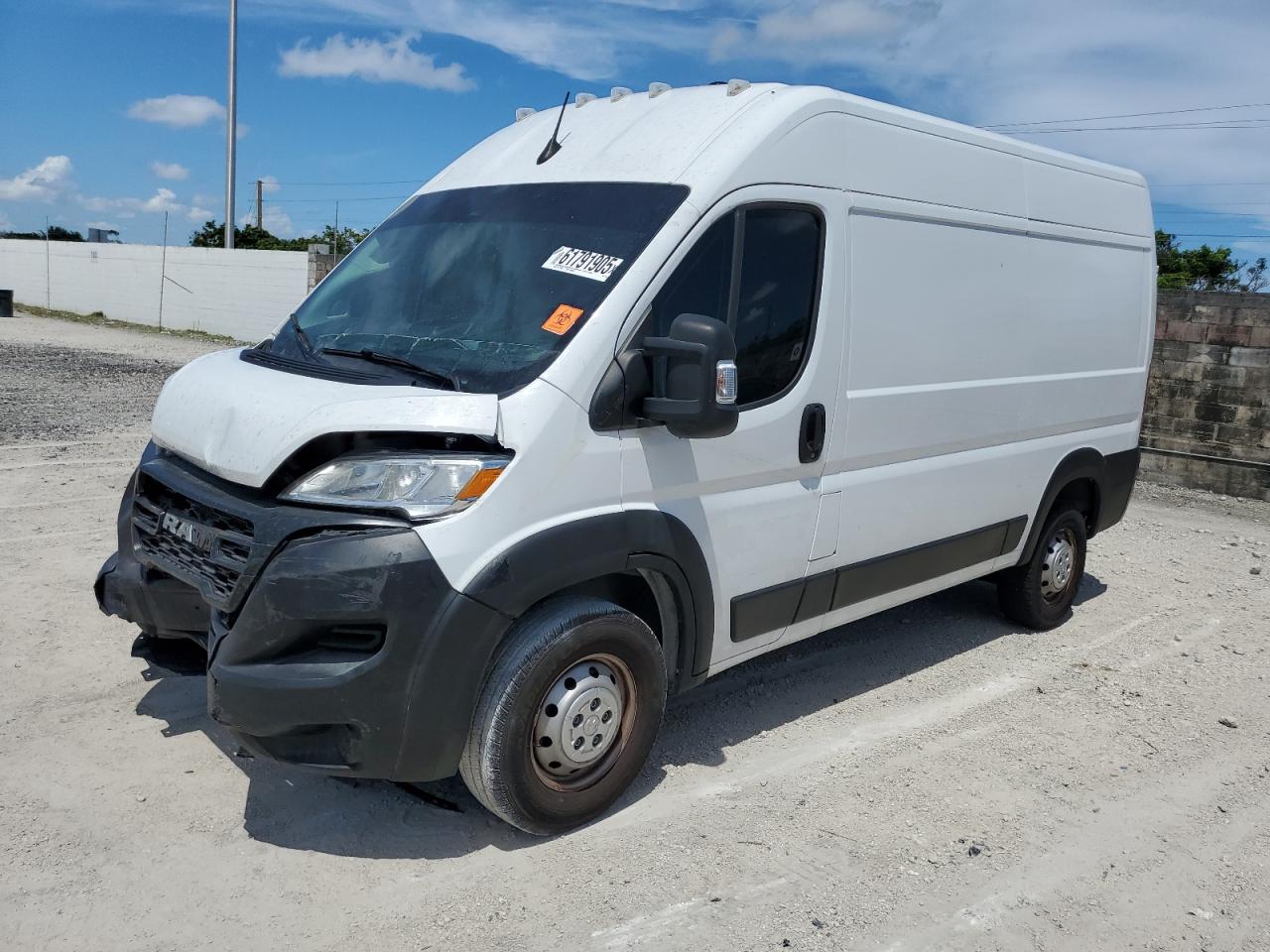 RAM PROMASTER 1500 HIGH