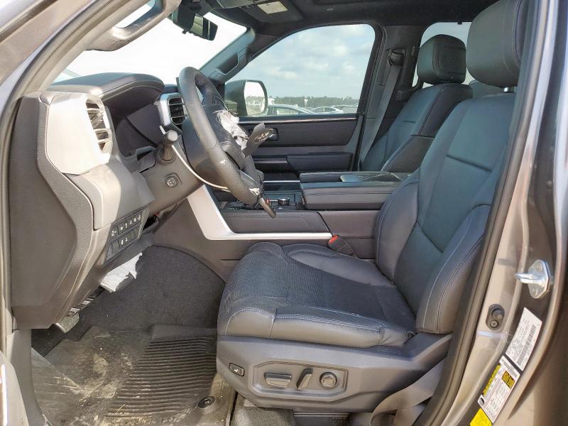 2025 TOYOTA TUNDRA CRE - 5TFWA5DBXSX271481