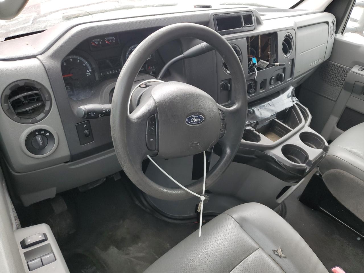 FORD ECONOLINE E350 SUPER DUTY VAN