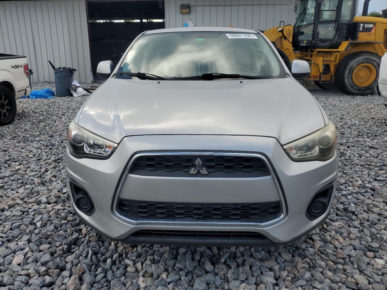MITSUBISHI OUTLANDER ES