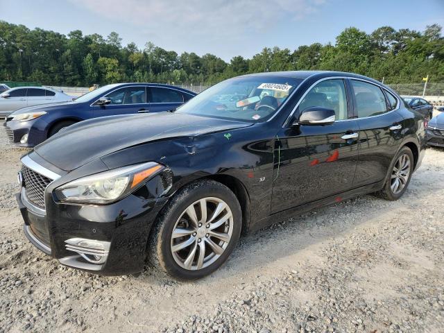 INFINITI Q70 3.7