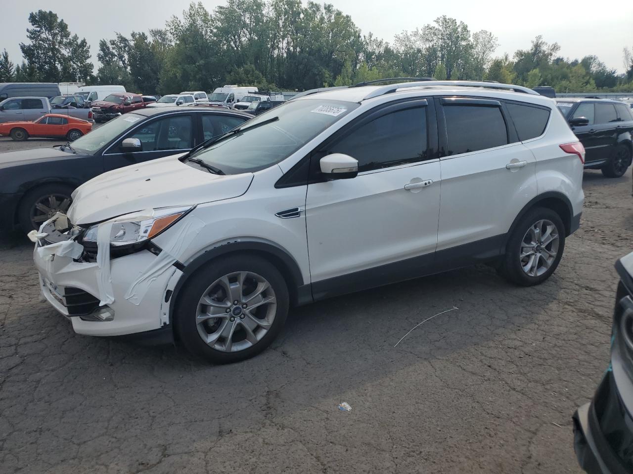 FORD ESCAPE TITANIUM