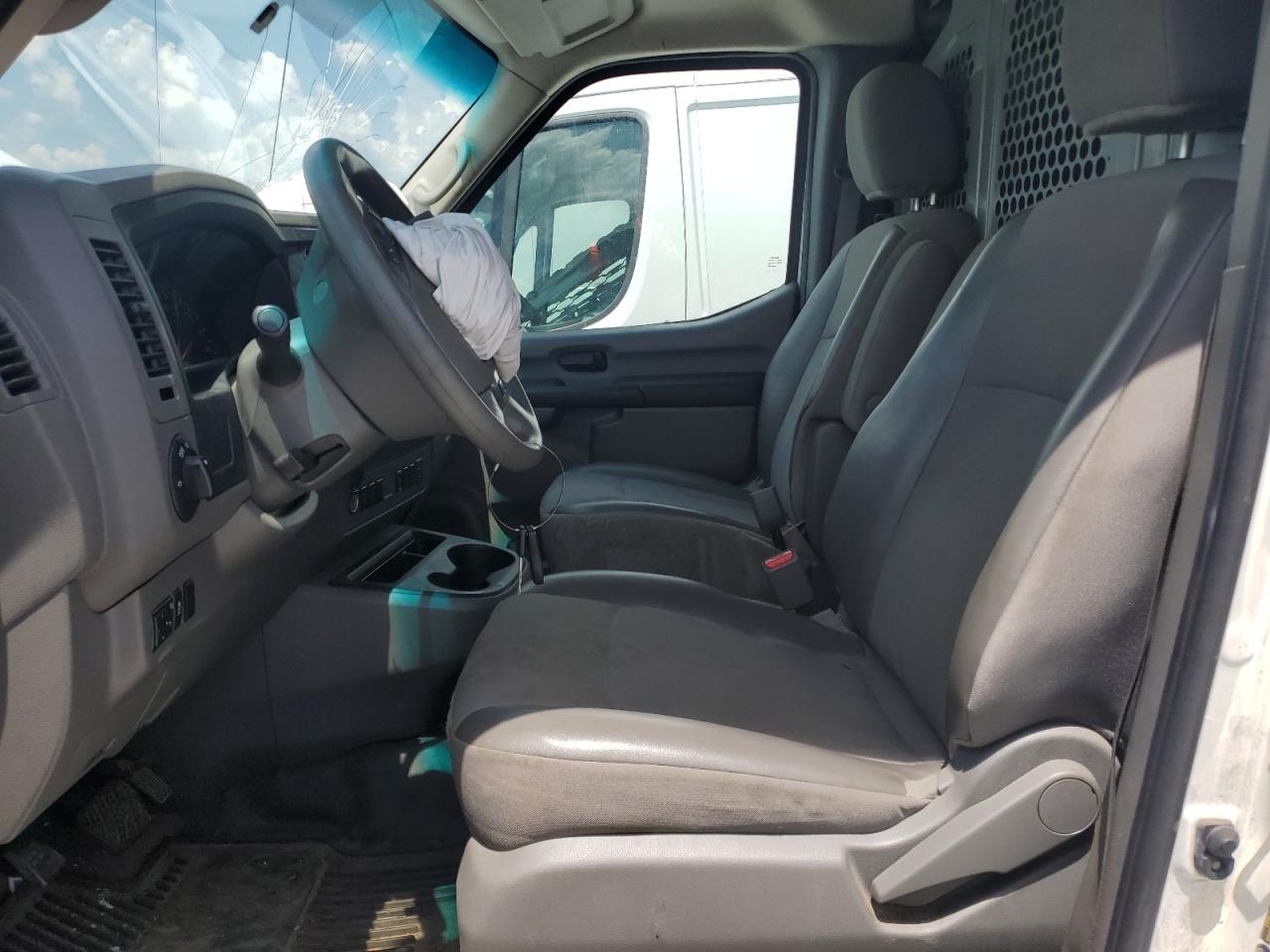 NISSAN NV1500 1500 S