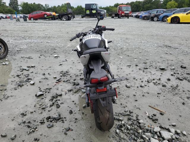 2024 SUZUKI GSX800 F JS1EM13B5R7102311