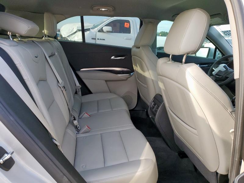 2022 CADILLAC XT4 LUXURY 1GYAZAR46NF108885