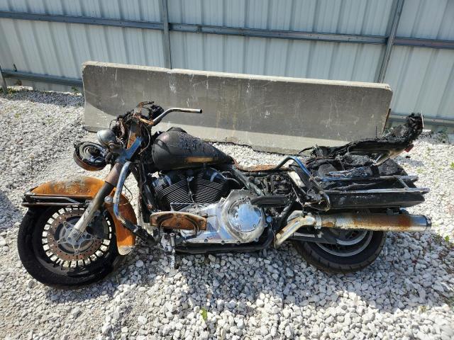 2010 HARLEY-DAVIDSON FLHTCU 1HD1FC412AB645969