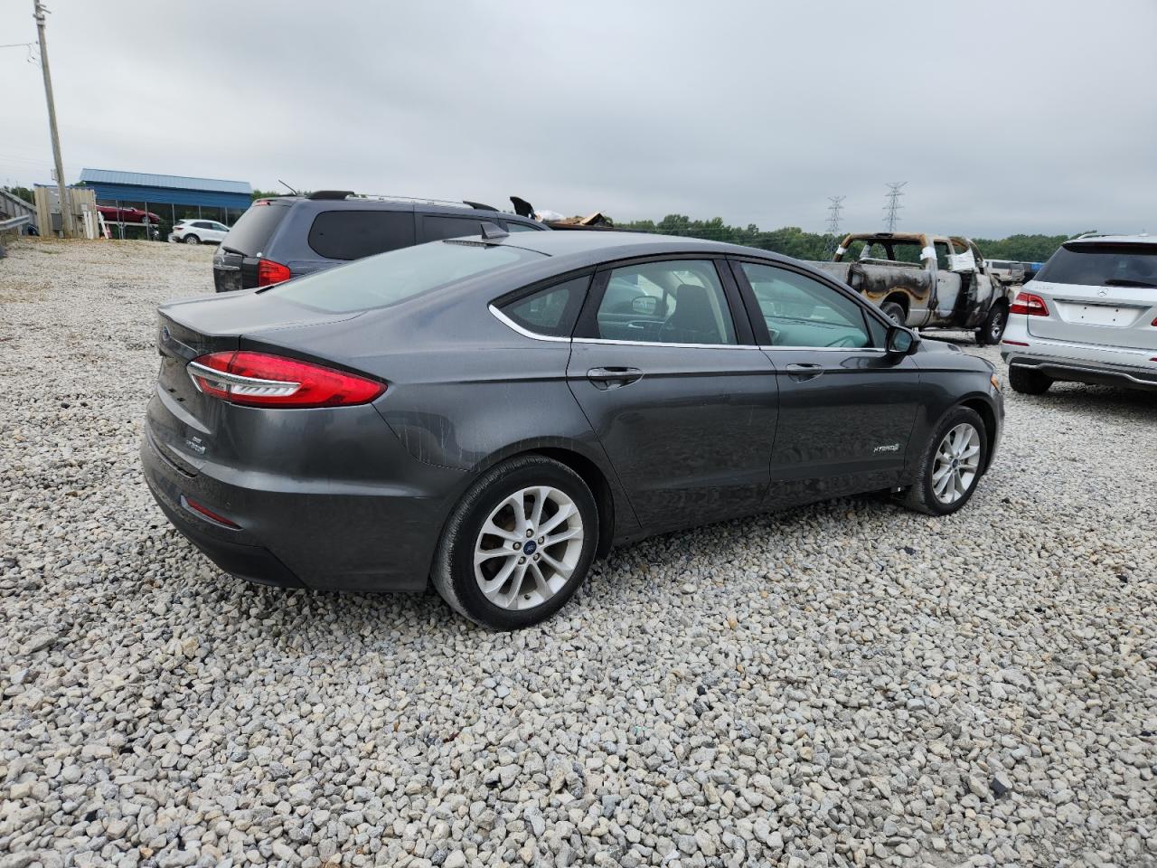 FORD FUSION SE